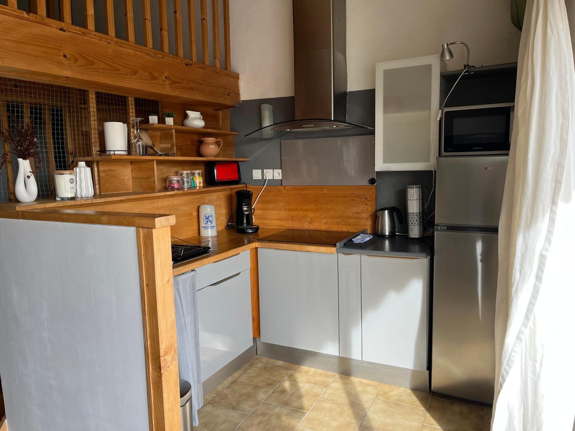 Duplex Lumineux Sur Gde Terrasse, Balneo Double, Parking Prive, Clim, Local Velos Entraigues-sur-la-Sorgue Екстериор снимка