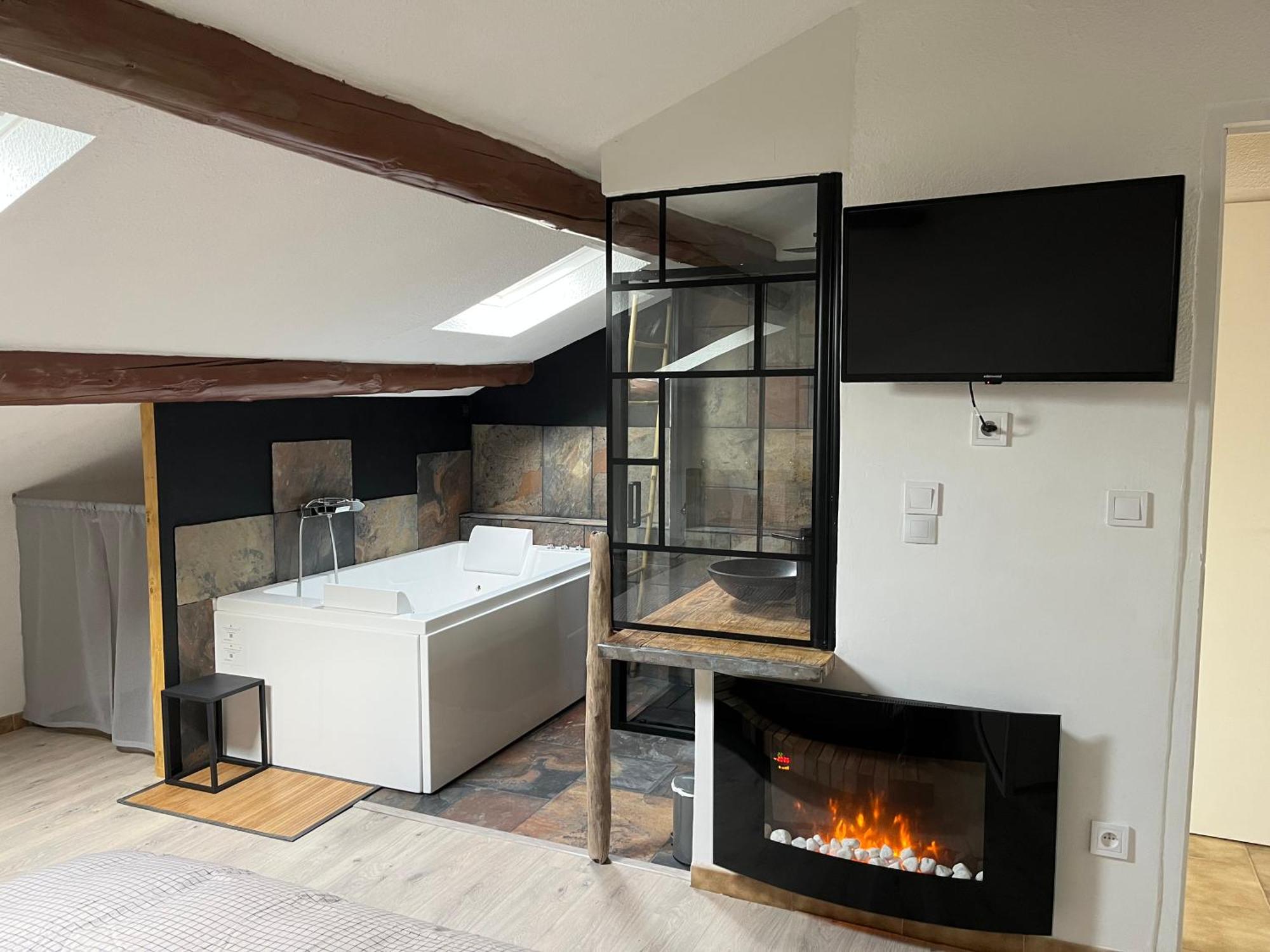 Duplex Lumineux Sur Gde Terrasse, Balneo Double, Parking Prive, Clim, Local Velos Entraigues-sur-la-Sorgue Екстериор снимка