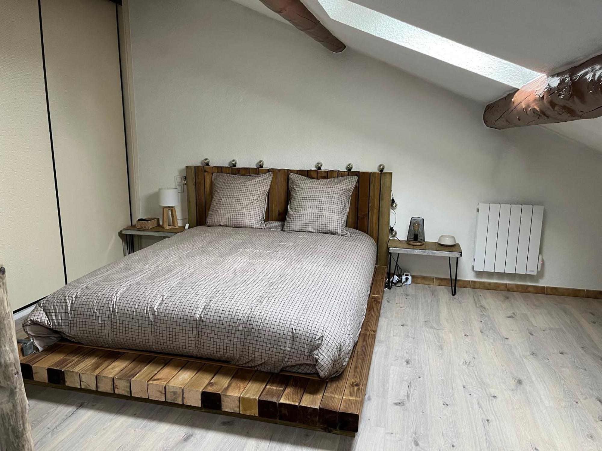 Duplex Lumineux Sur Gde Terrasse, Balneo Double, Parking Prive, Clim, Local Velos Entraigues-sur-la-Sorgue Екстериор снимка