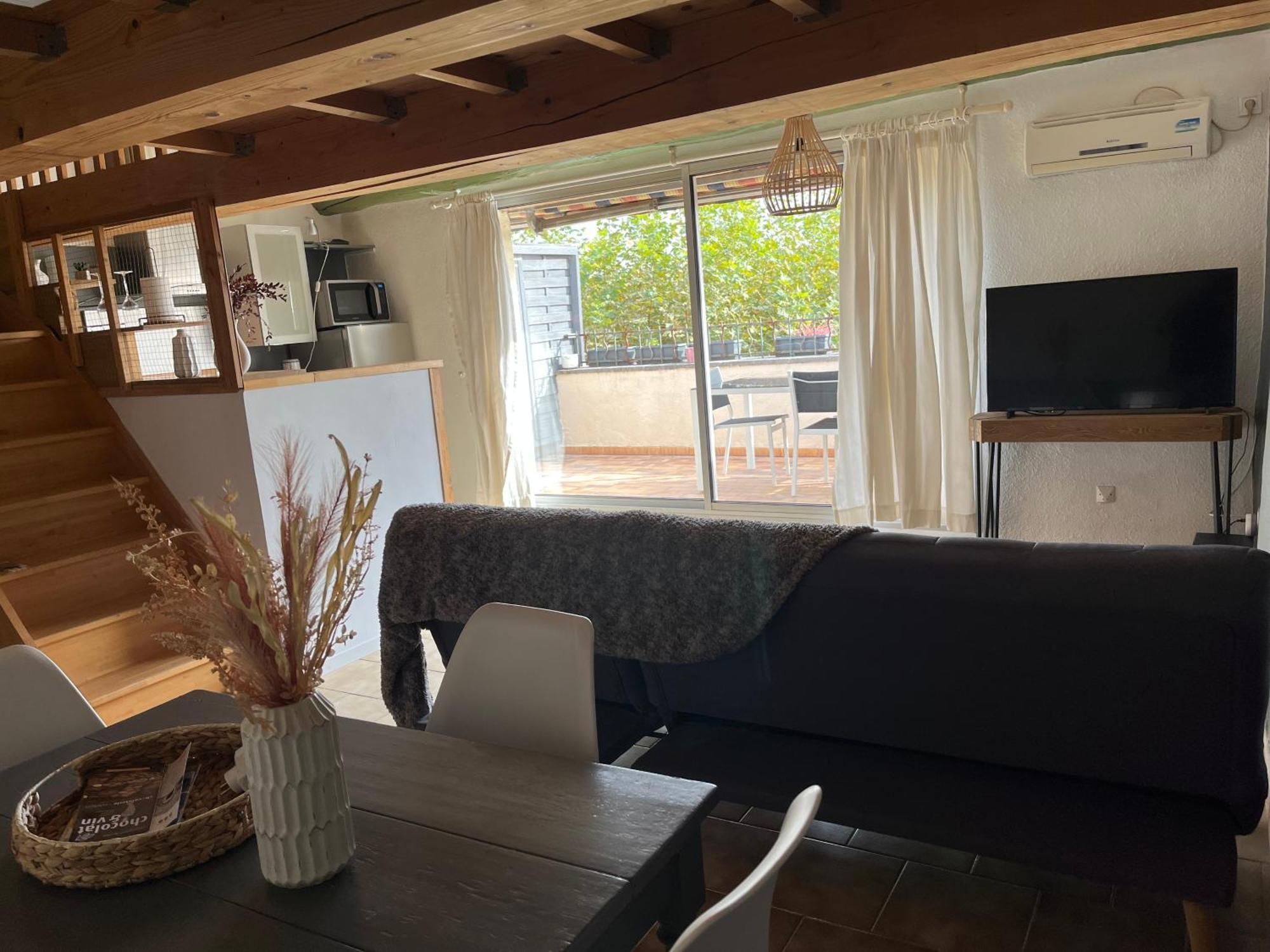 Duplex Lumineux Sur Gde Terrasse, Balneo Double, Parking Prive, Clim, Local Velos Entraigues-sur-la-Sorgue Екстериор снимка